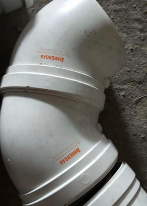 Kolanka 45° firmy Immergas do odprowadzania spalin