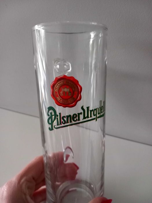 Kufel pokal szklanka na piwo Pilsner Urquell