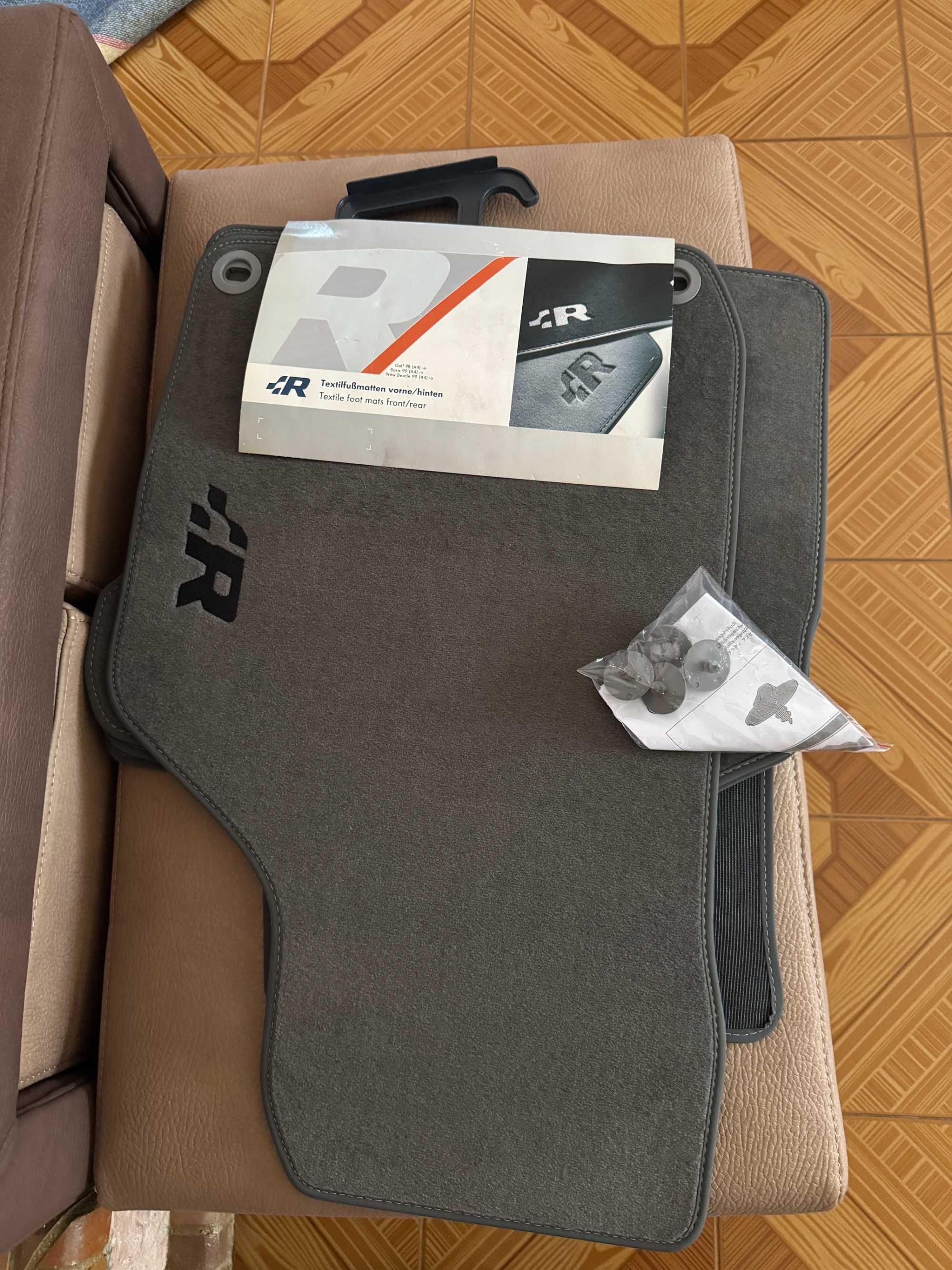 Tapete Cinzento Original Golf 4 R32