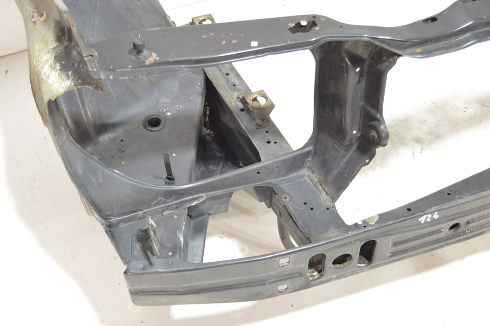 pas przedni fartuch mercedes w124 cabrio coupe bez rdzy idealny