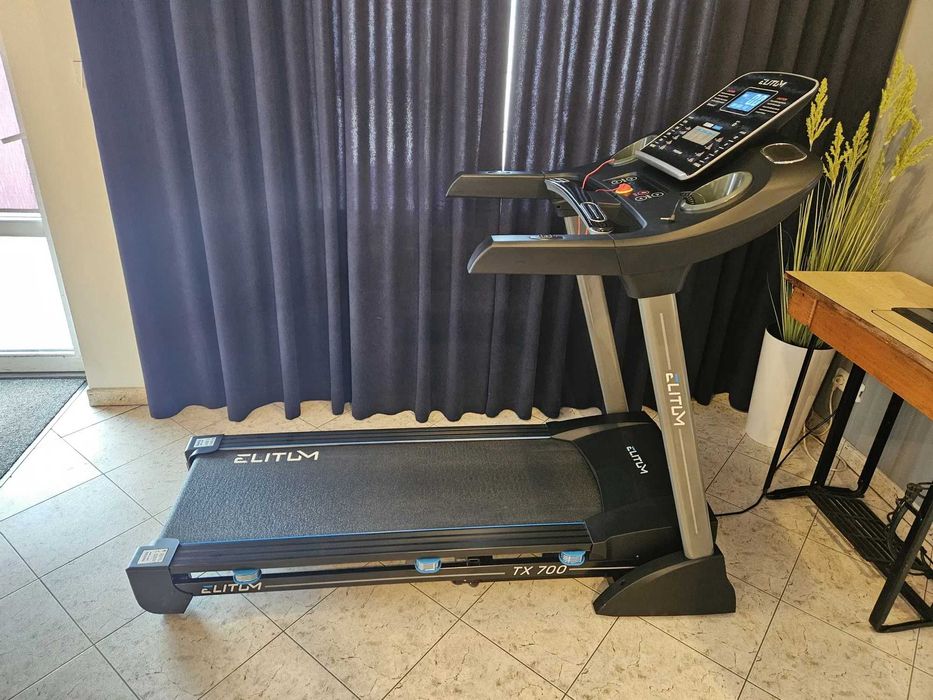 Bieżnia elektryczna Elitum TX700 do 150KG biegania chodzenia ćwiczeń