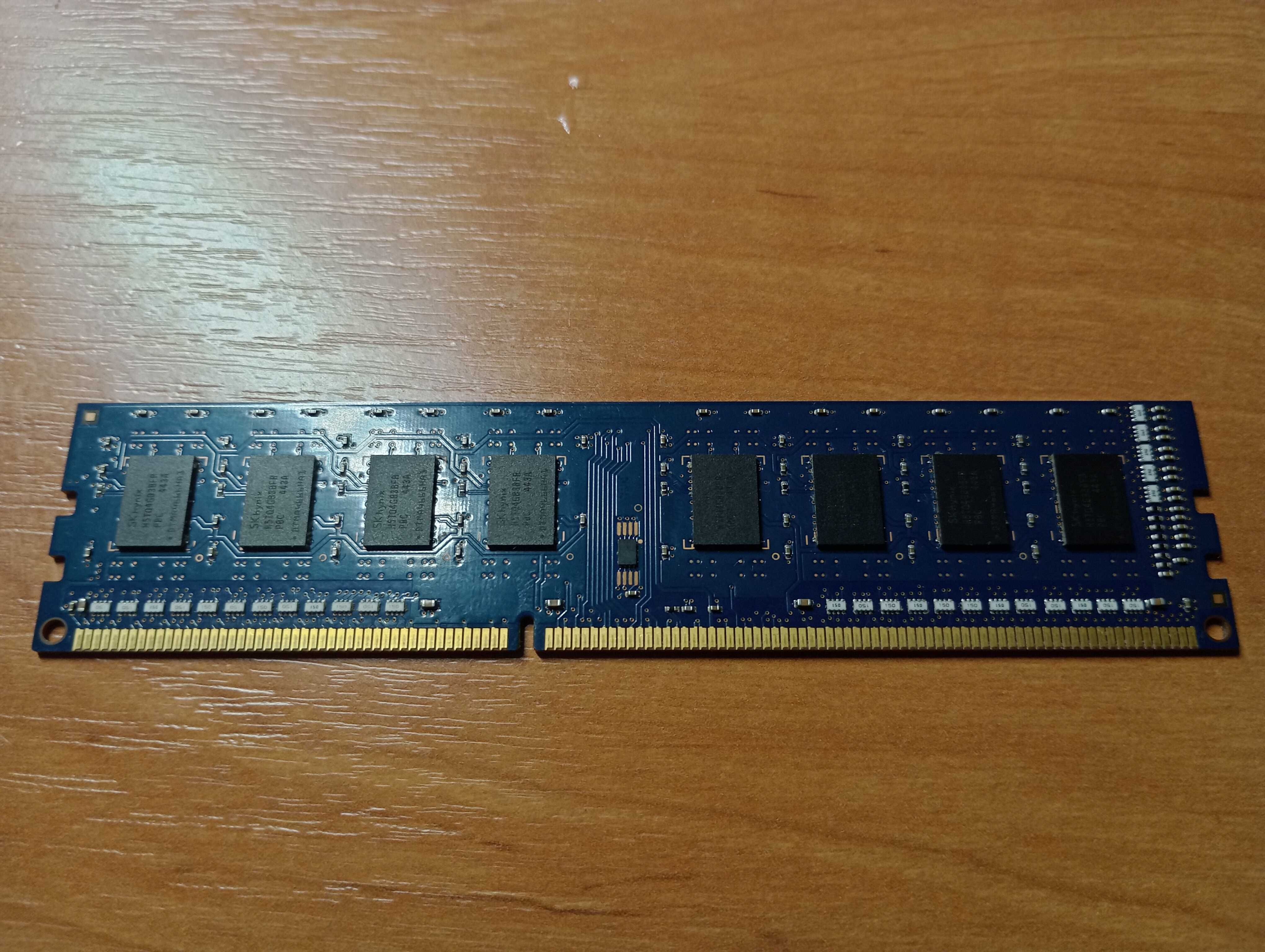 Оперативная память для ПК SK Hynix 4GB DDR3 1600Mhz