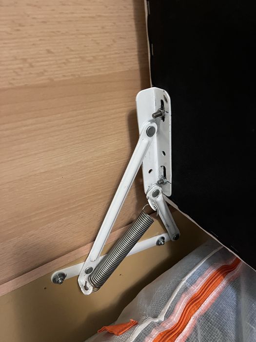 Двоспальне ліжко