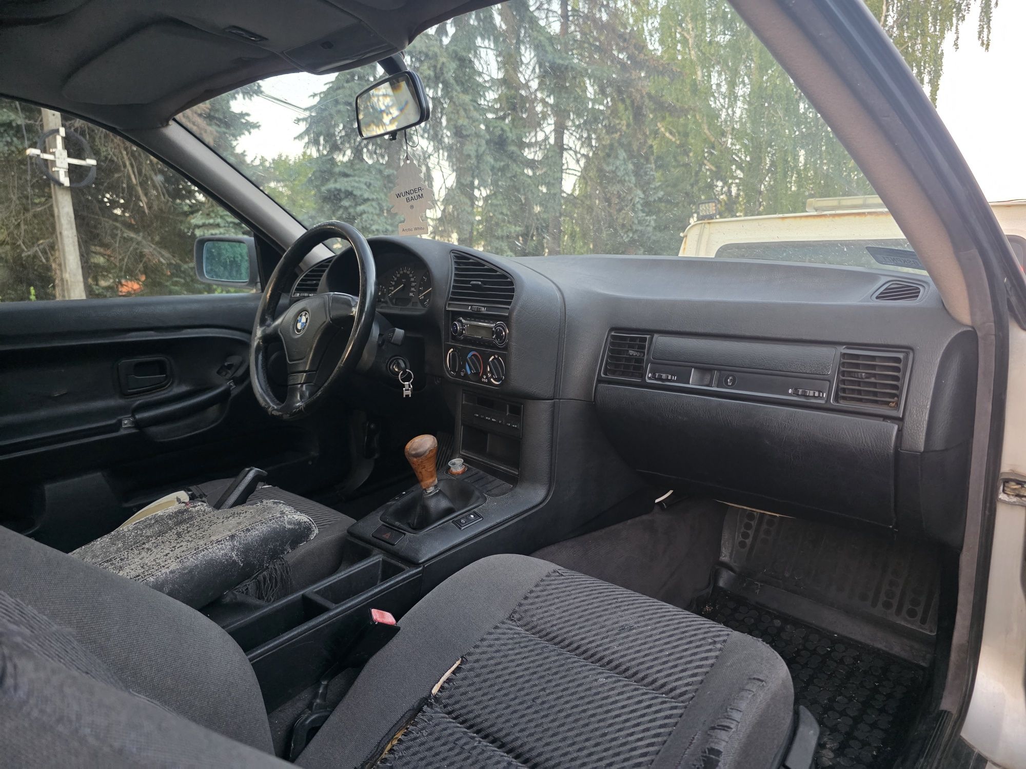 Bmw e36 coupe 1.8is zamian