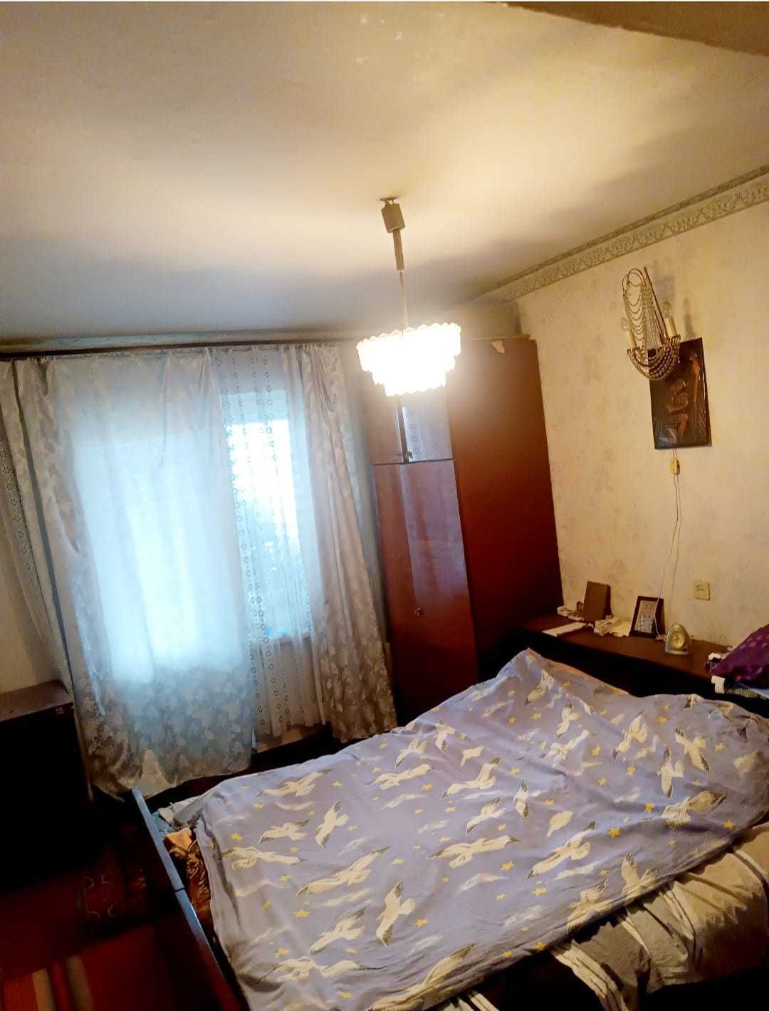 Даманський, 3к, середній поверх