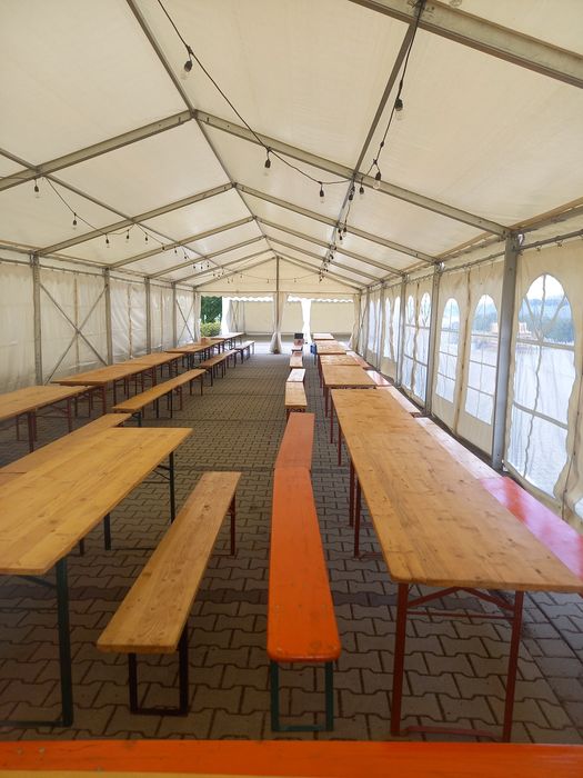 Wynajem zjeżdżalni dmuchanej namiotów cateringowych