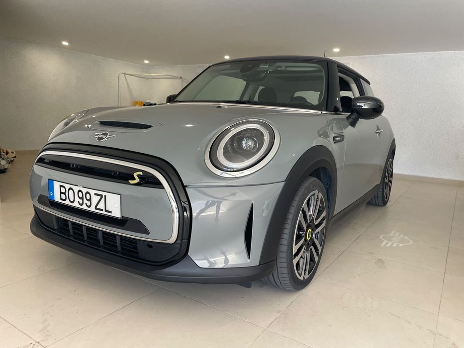MINI 3 Portas Cooper SE Camden Edition
