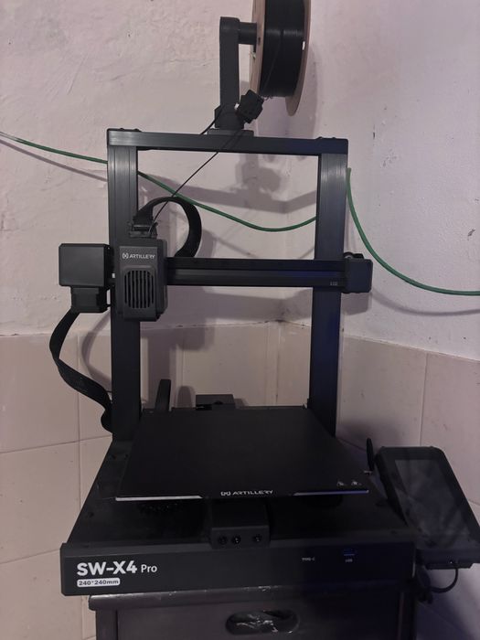 Maquina impressao 3D.