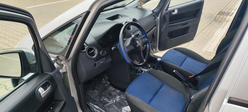 Mitsubishi Colt 2007