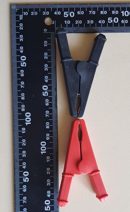 Затискачі "крокодили"