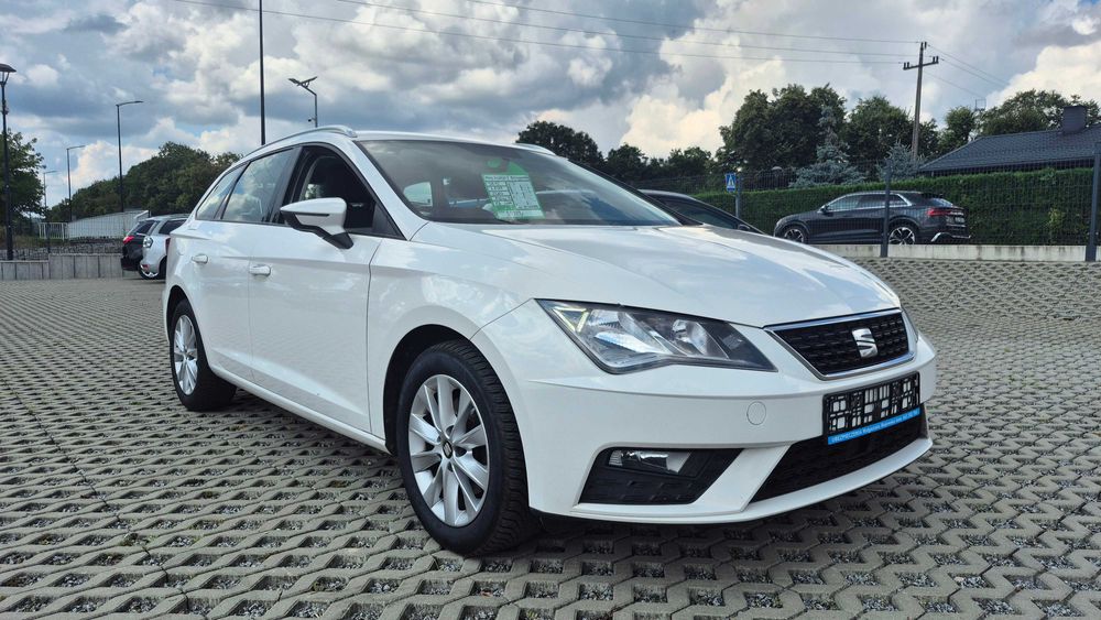 Seat Leon Sportstourer  diesel  bezwypadkowy z Niemiec