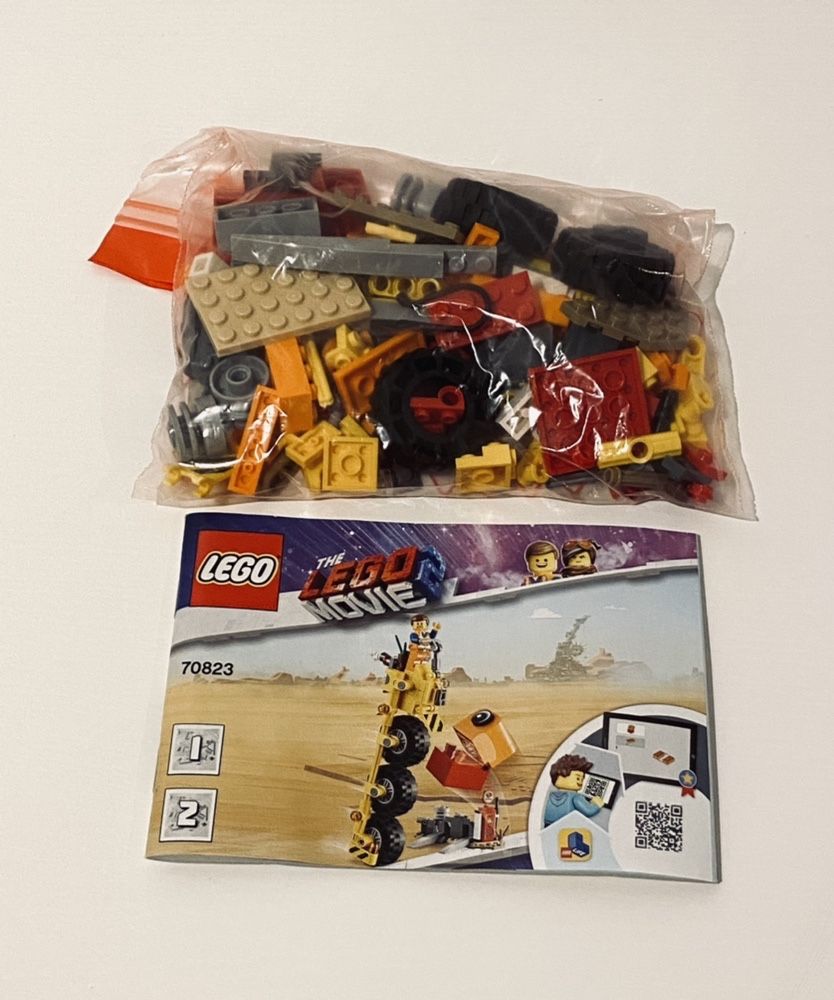 LEGO 70823 - Lego Movie 2 - Trójkołowiec Emmeta - stan BDB - komplet
