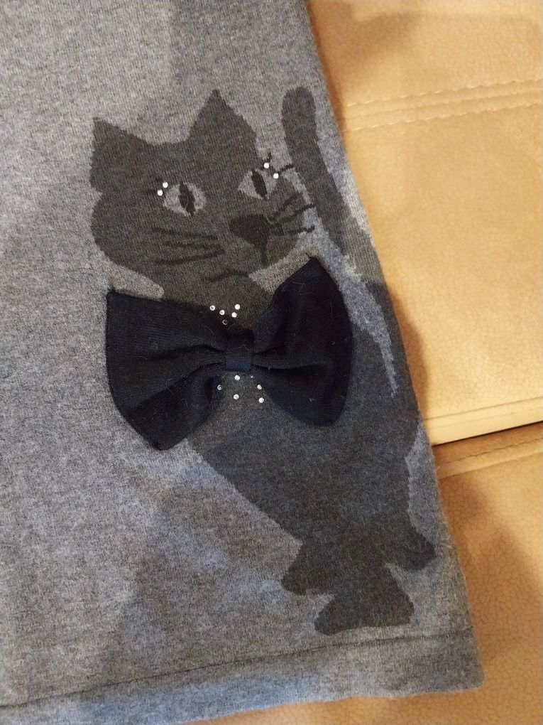 Sweter z aplikacja kota