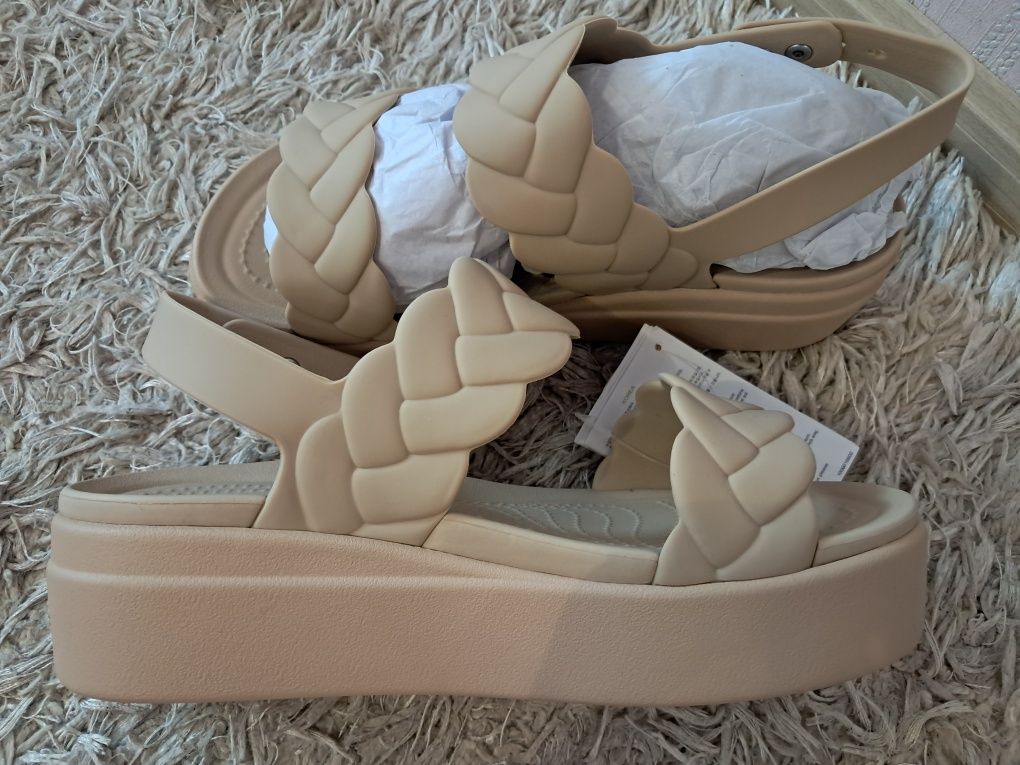 Продам Босоніжки Crocs
