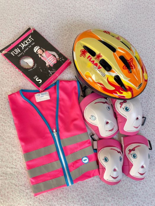 Conjunto capacete + colete refletor + proteções de criança