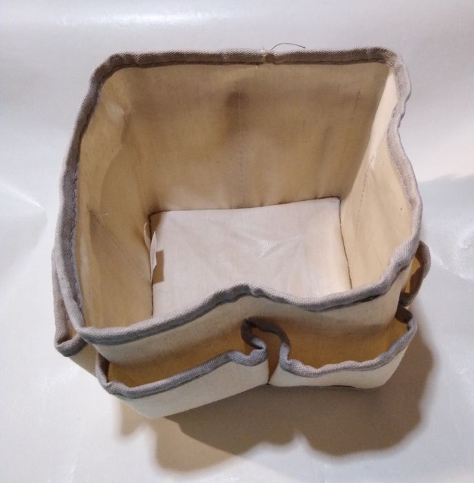 Cesto organizador de maquilhagem ou cosméticos e escovas dobrável