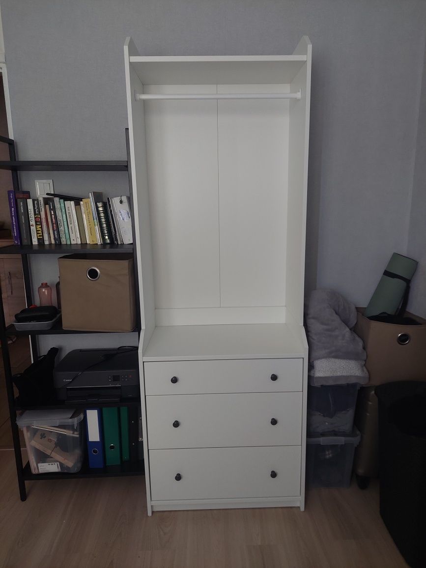 Szafa Hauga Ikea Biała