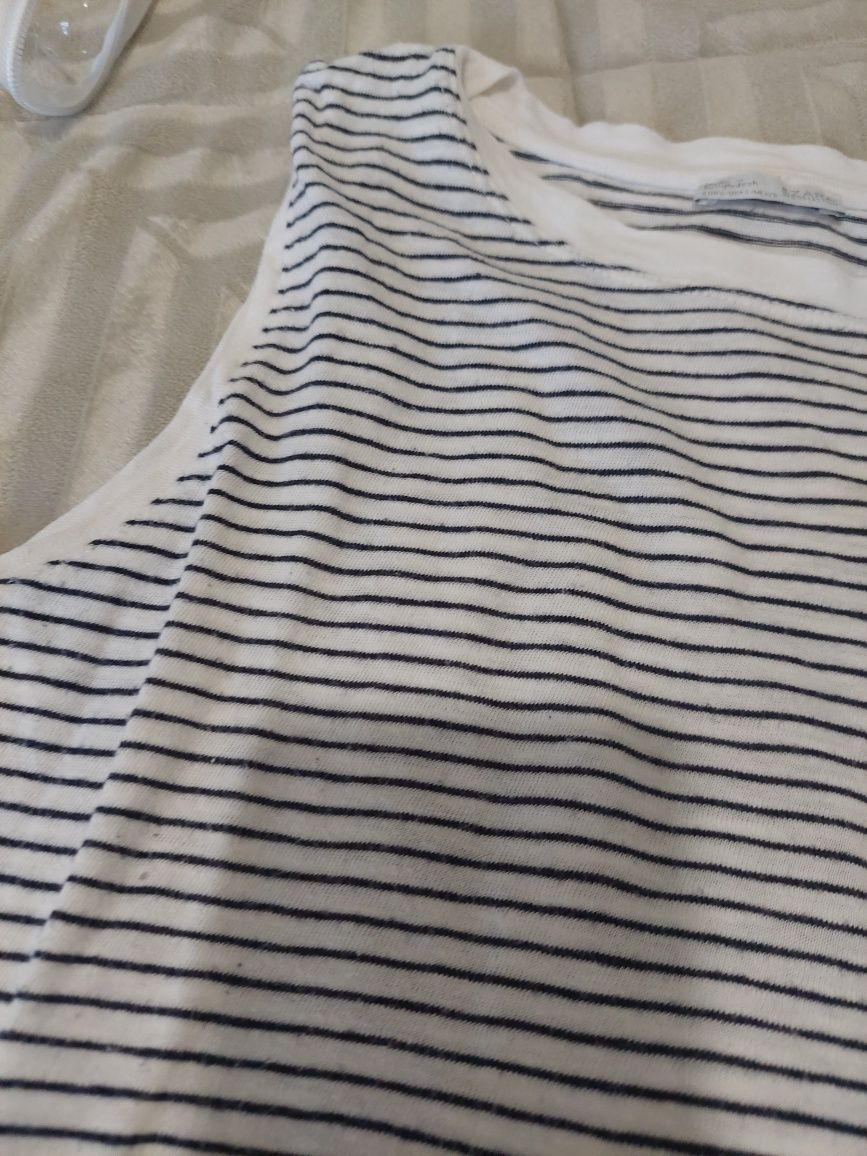 Várias t'shirts zara, Stradivarius