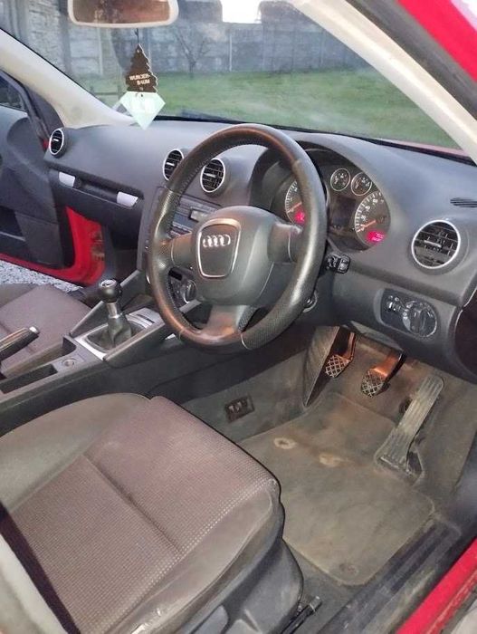 AUDI a3 8p Sportback 2.0TFSI ANGLIK