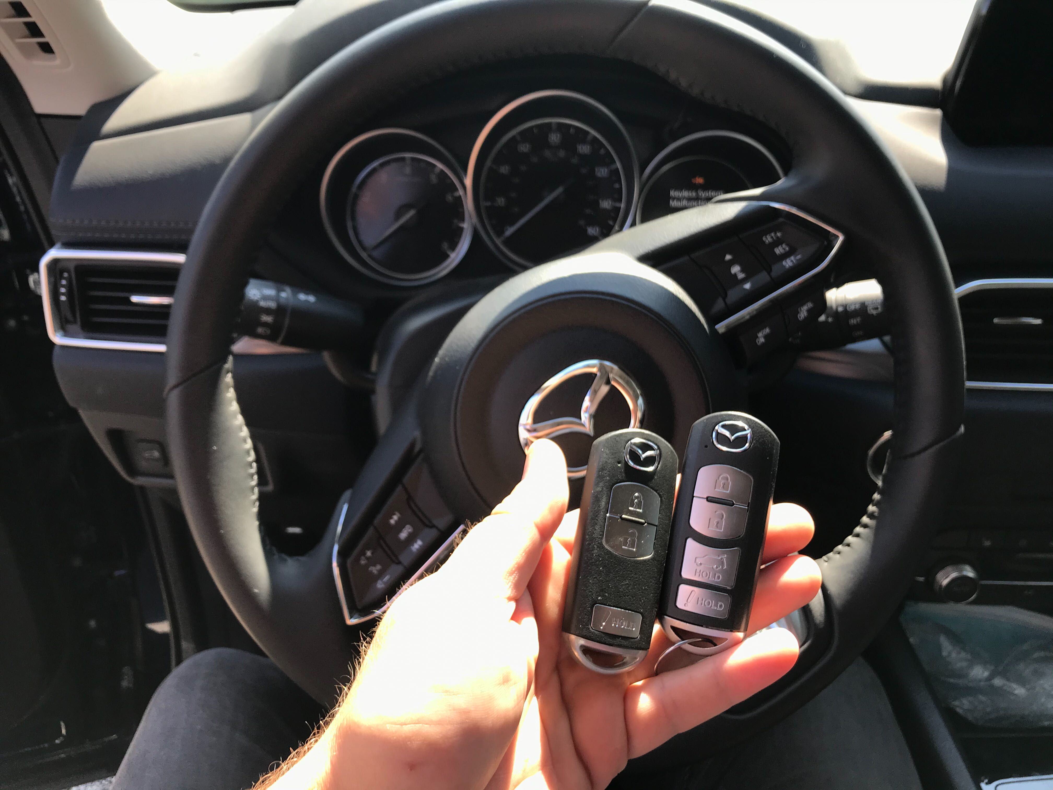 Kluczyk Pilot Mazda z kodowaniem, CX5, CX3, keyless, zgubione klucze