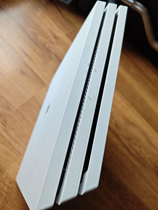 Ps4 pro 1tb zestaw