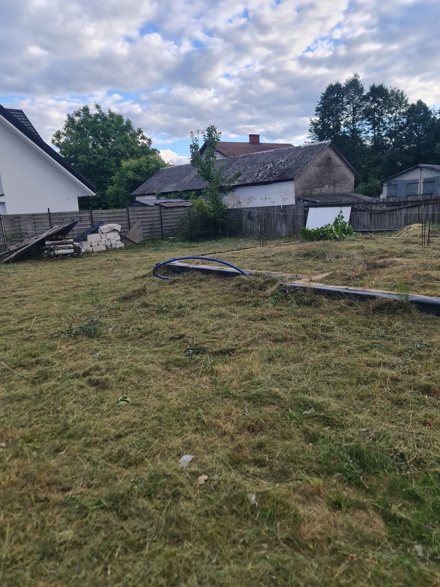 Urokliwa dzialka w pakiecie z fundamentem, materiałami bud. Okazja!