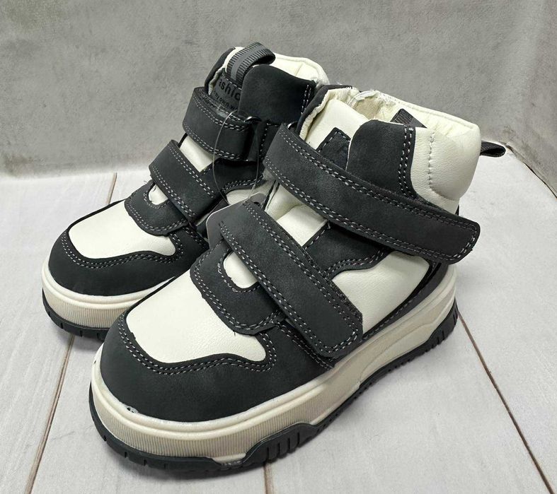 Зимові дитячі кросівки на овчині  bessky   коричневі  26-29