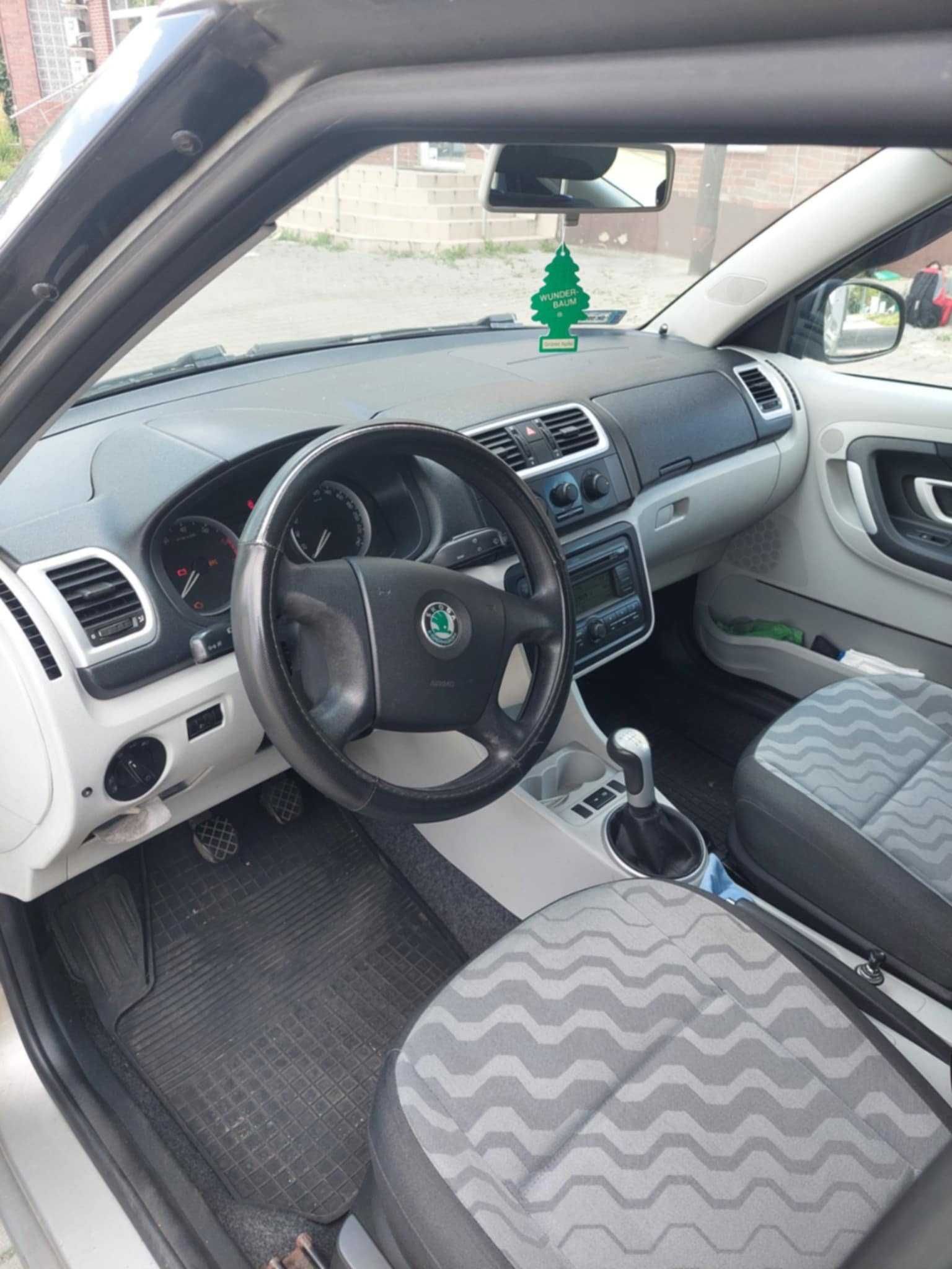Sprzedam Skoda Fabia II HTP