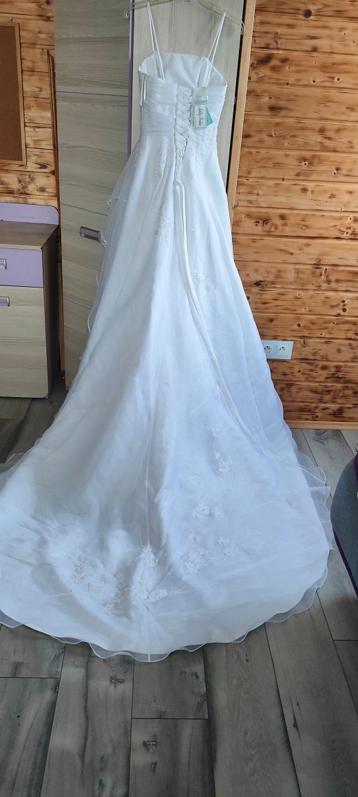 Suknia ślubna nowa rozmiar M