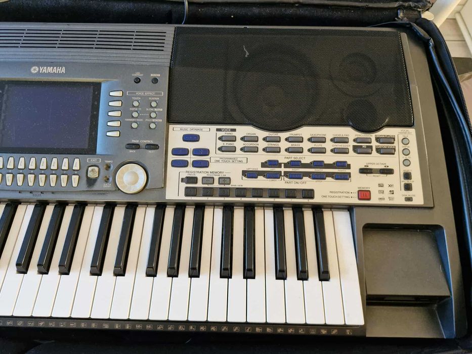 Keyboard YAMAHA PSR 9000
