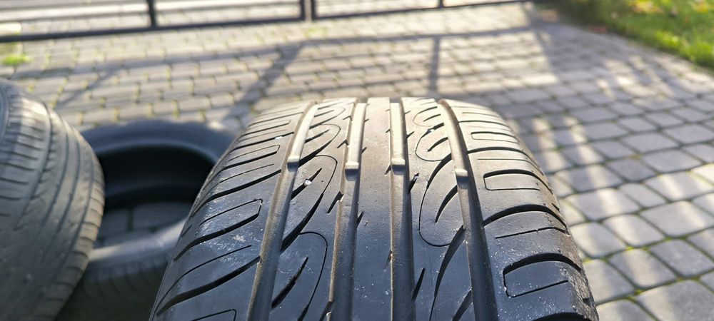 Opony Firestone TZ300 215/60/16