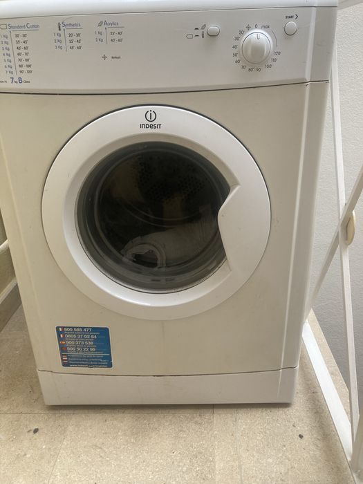 Maquina de secar Indesit 7kgs a funcionar impecavel