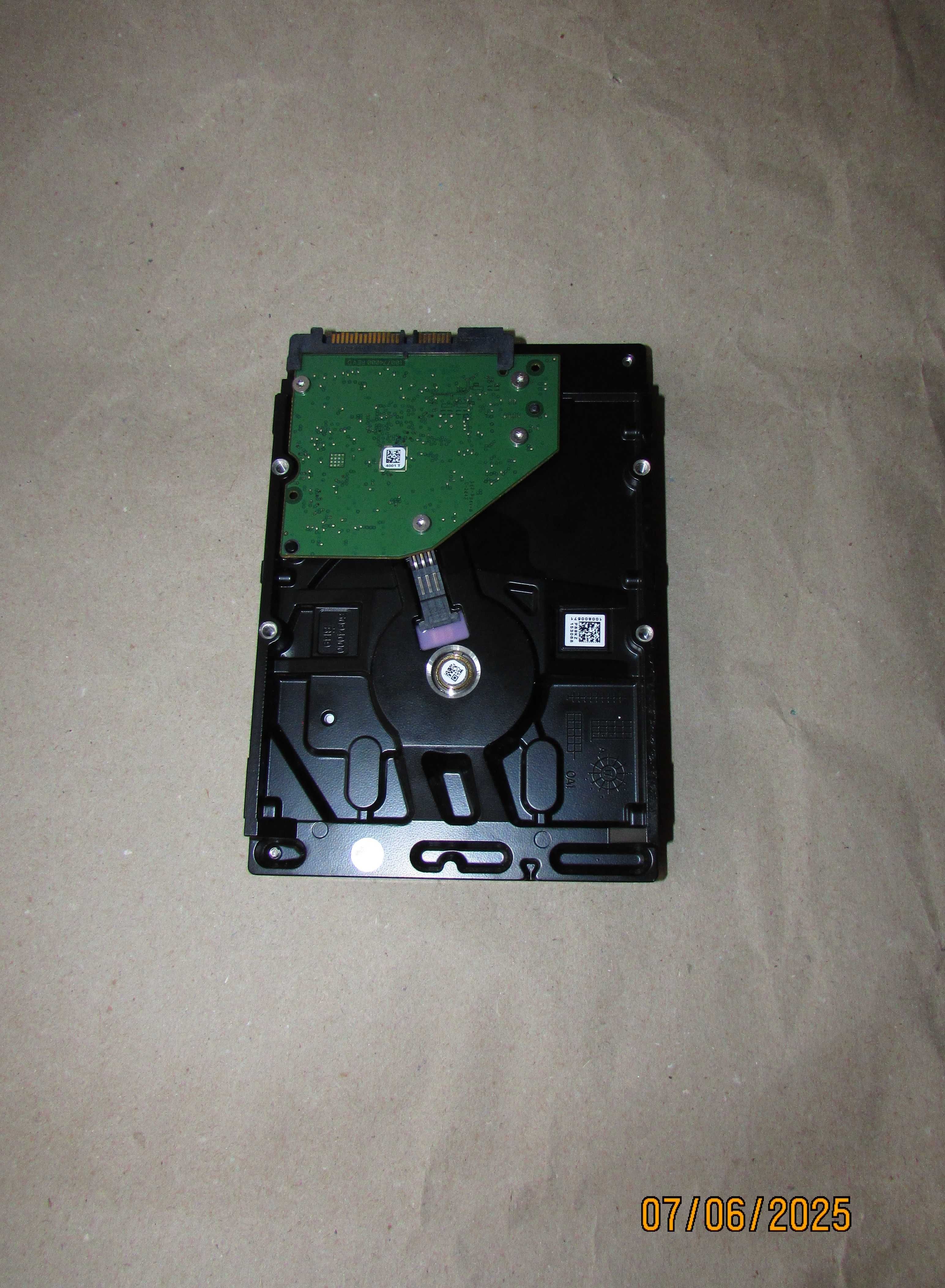 Dysk twardy SEAGATE Barracuda 3,5" SATA 1TB