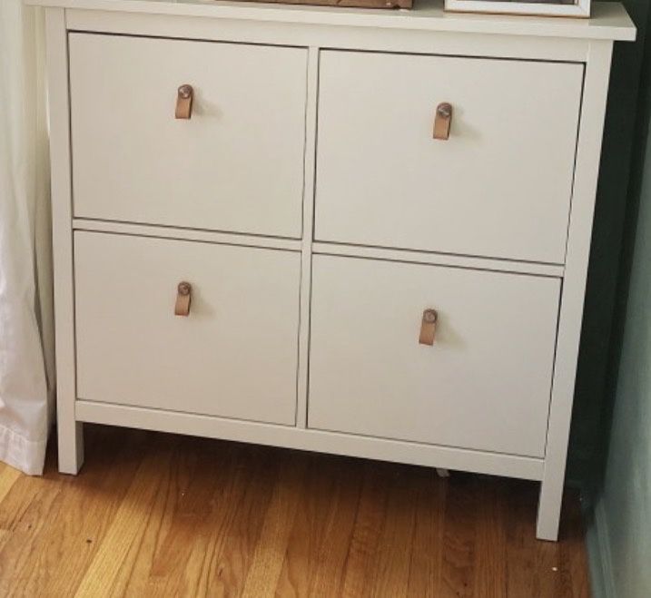 Sapateira IKEA Hemnes com puxador Osternas