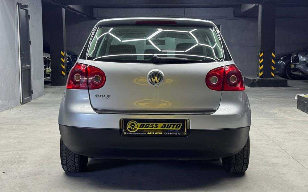 Volkswagen Golf 2003