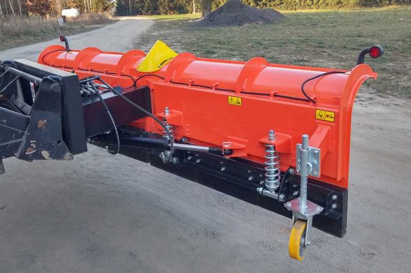 Pług śnieżny strzałkowy 280cm.Spych śniegu nowy 2.8m dostęp. od ręki