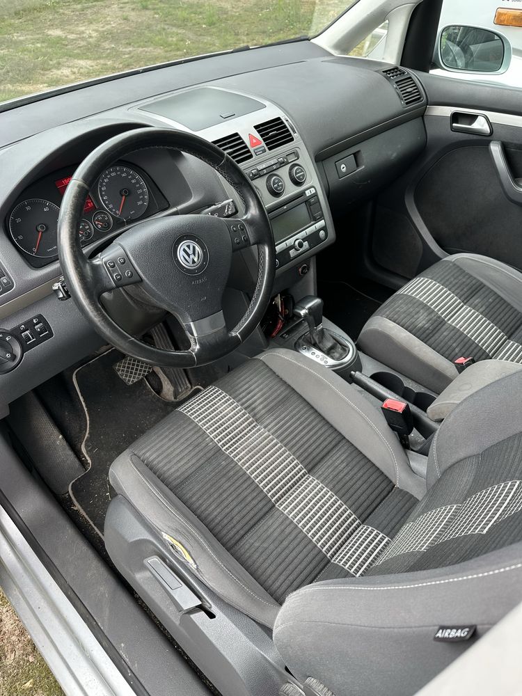 Volkswagen Touran 1.9 TDI BLS DSG 105KM Niemcy