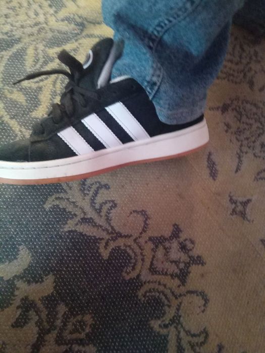 Продам взуття ,підходить як для дівчини так і для хлопчика