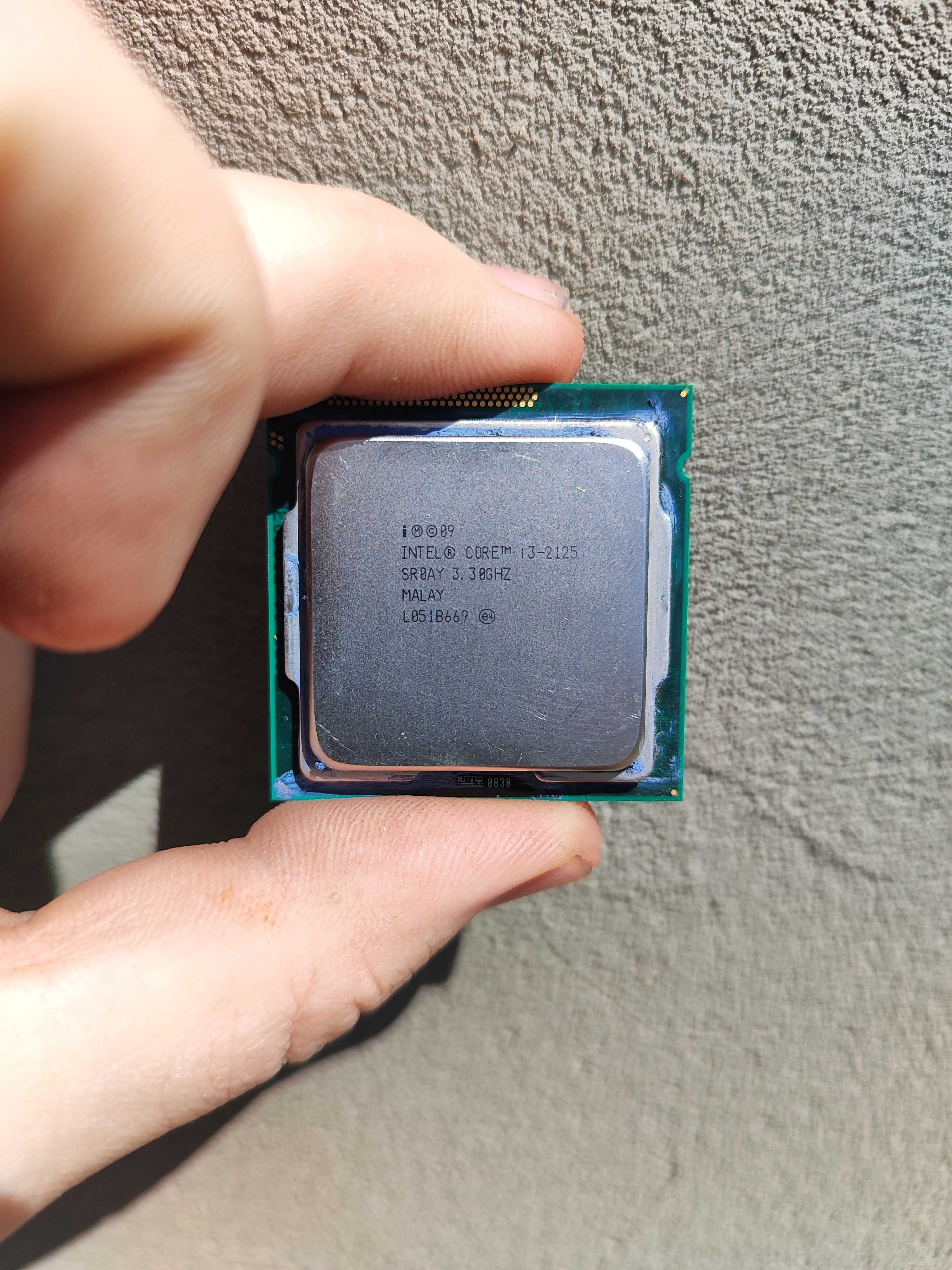 Продаю процесор Intel Core I3-2125 3.3Ghz  стан Б/У