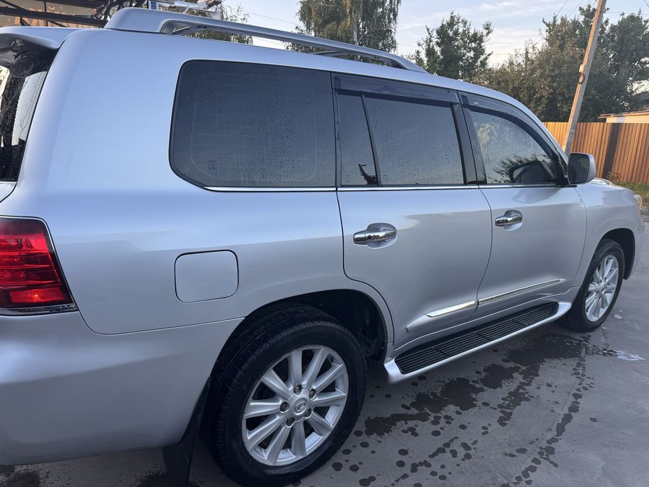 Продаю автомобіль