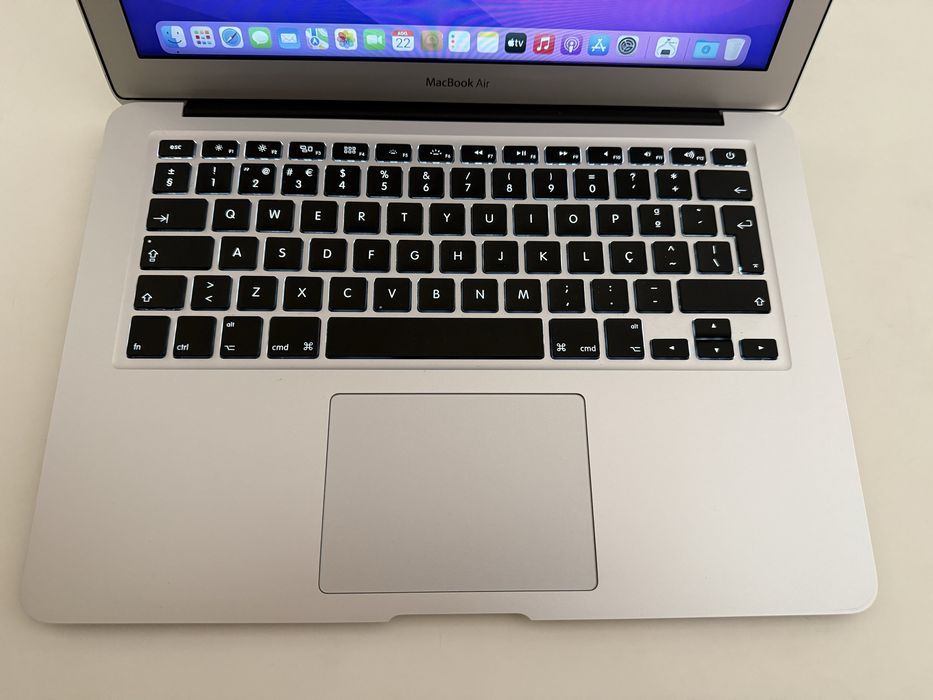 Macbook Air 13” 2017 como novo