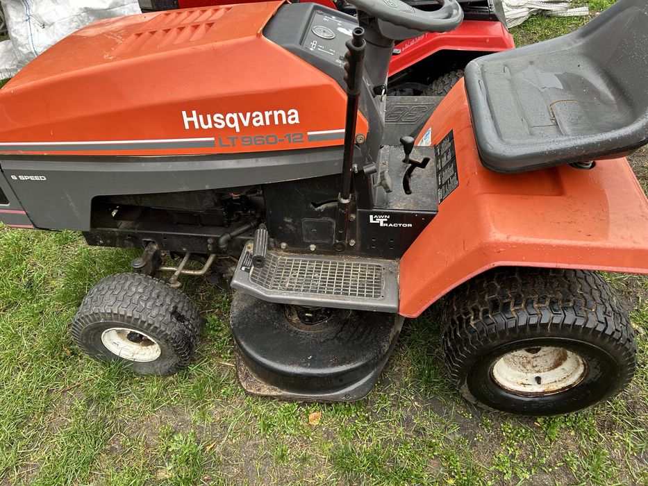 Traktorek do koszenia trawy