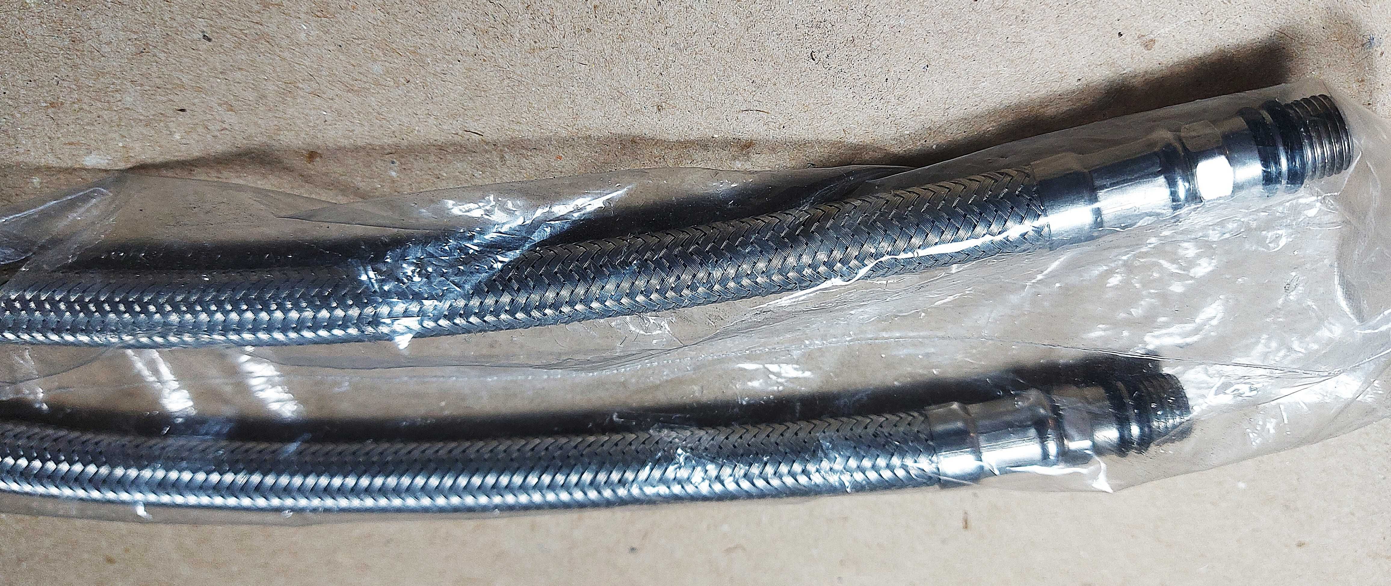 wężyk przyłączeniowy stalowy w oplocie do baterii 40 cm GW1/2"x1/2"GW