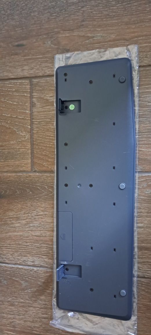 Klawiatura bezprzewodowa z myszką Logitech MK 235
