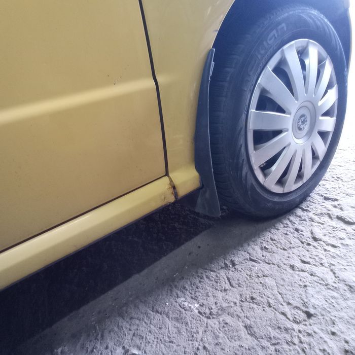 Skoda Fabia 1.4mpi z gazem 2001 r. czujniki parkowania