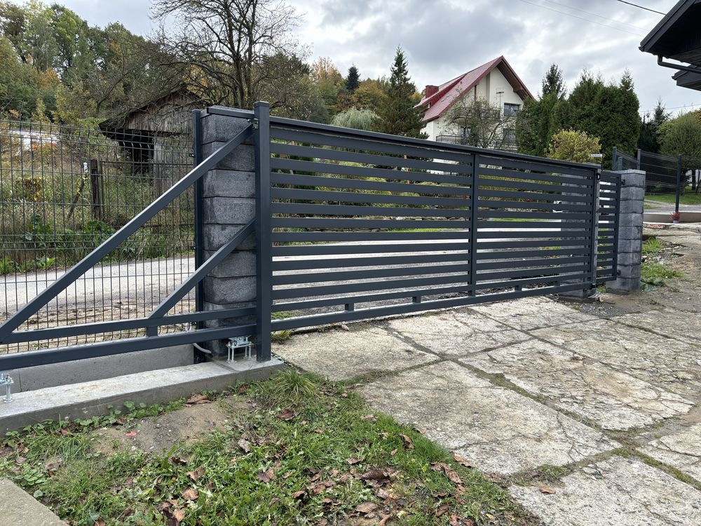 Brama przesuwna, skrzydłowa, panelowa, furtka