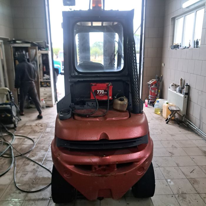 Вилочний Навантажувач Linde HD30.