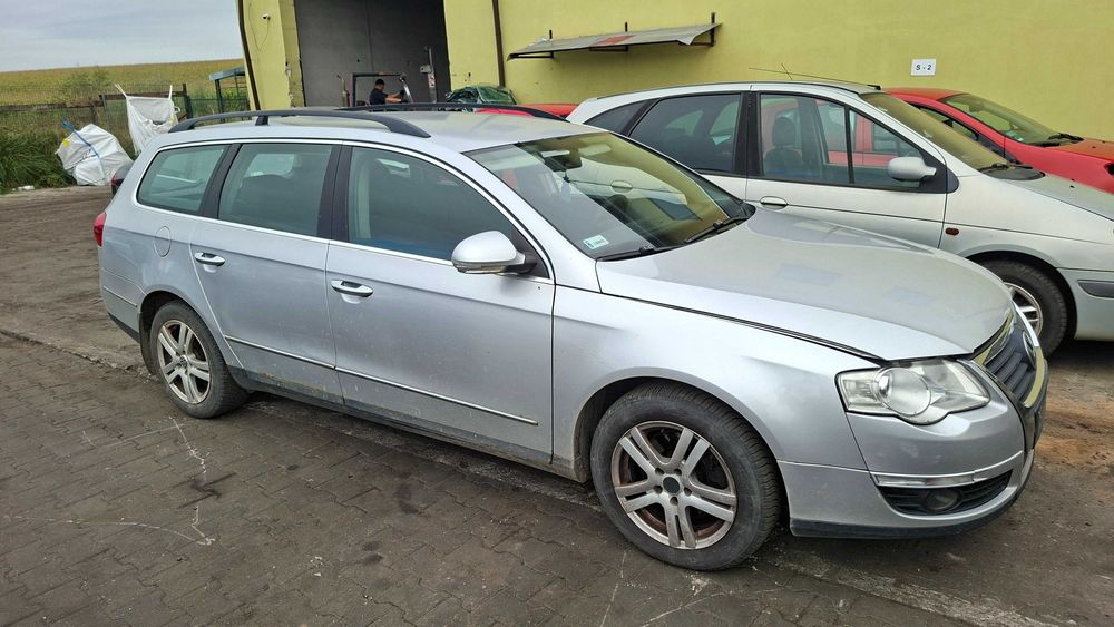 VW Passat b6 kombi LA7W drzwi maska klapa zderzak błotnik lampa części