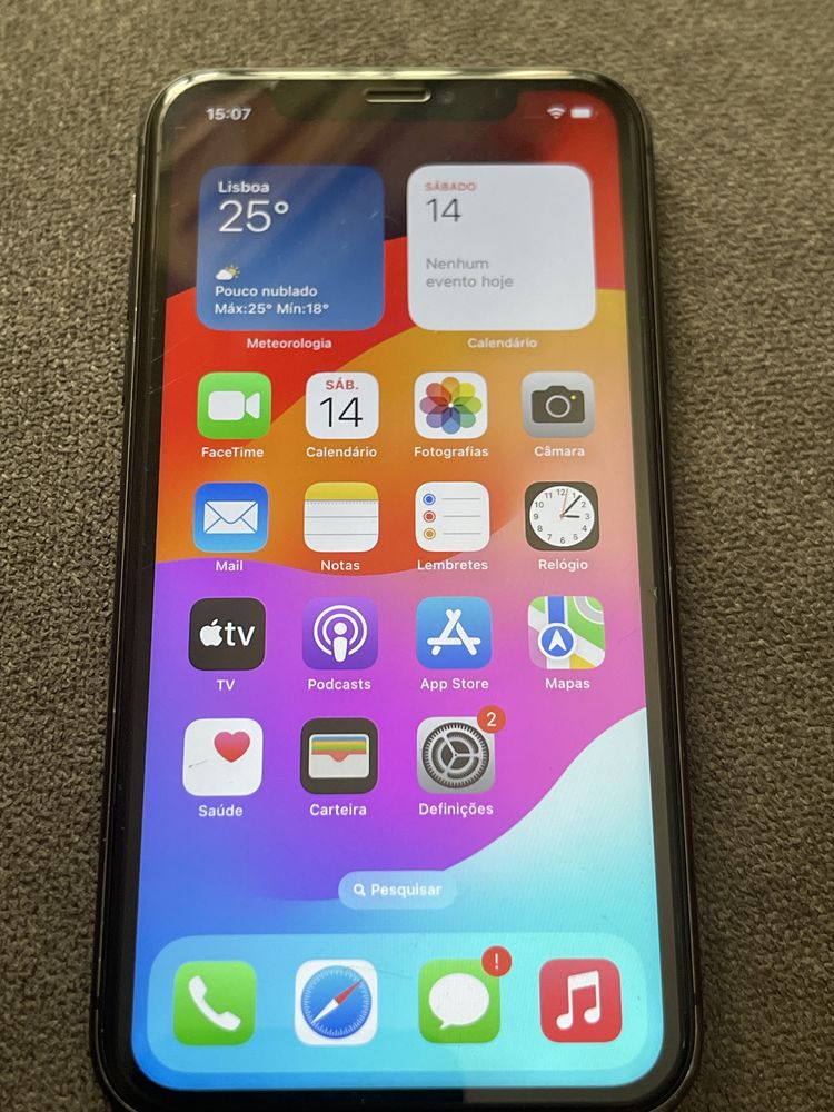 iPhone 11 64gb em bom estado