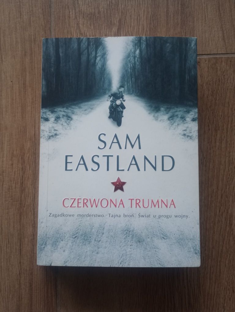 Książka Czerwona Trumna Sam Eastland
